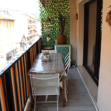 Daire La Baronne Cannes